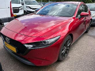 Vaurioauto  passenger cars Mazda 3 2.0 e-SkyActiv-X M Hybrid 180 Luxury 2020/7