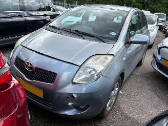Vaurioauto  passenger cars Toyota Yaris 1.3 AUTOMAATVVTi Luna MMT 2006/8