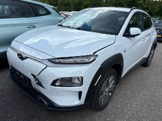 škoda osobní automobily Hyundai Kona EV Premium 64 kWh 2019/12