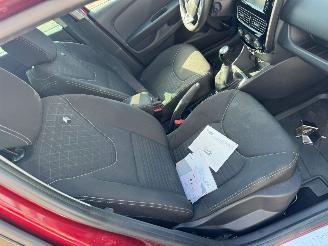 Renault Clio 0.9 TCe Limited picture 18