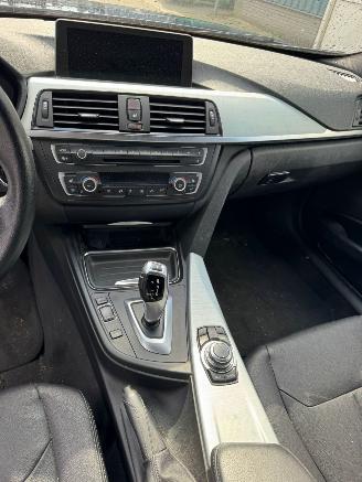 BMW 3-serie 320i AUTOMAAT Executive Sport picture 10