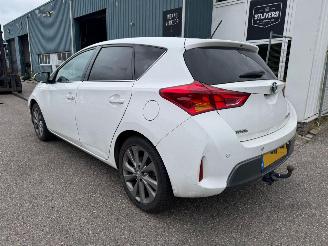 Toyota Auris 1.8 AUTOMAAT Hybrid Executive picture 3