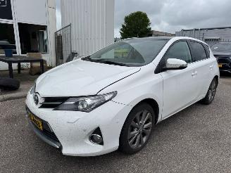 Toyota Auris 1.8 AUTOMAAT Hybrid Executive picture 1
