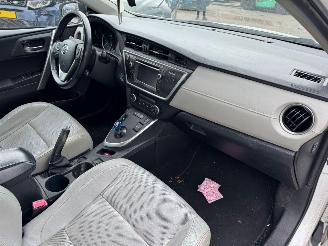 Toyota Auris 1.8 AUTOMAAT Hybrid Executive picture 14