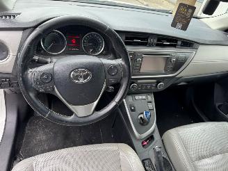 Toyota Auris 1.8 AUTOMAAT Hybrid Executive picture 12