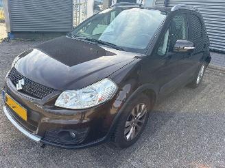 Schadeauto Suzuki SX4 1.6 AUTOMAAT Expressive 2014/3