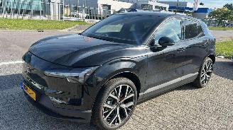 Unfallwagen Volvo EX30 Single motor ext Range plus Black edition 69 kWh 200 KW 272 PK 2026/4