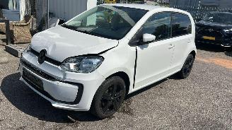 Damaged car Volkswagen Up! 1.0 BMT move up! 2017/5