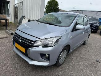 Damaged car Mitsubishi Space-star 1.2 Connect + 2023/1