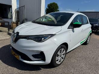 uszkodzony samochody osobowe Renault Zoé R110 Life Carshare 52 kWh 2021/6