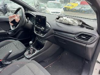 Ford Fiesta 1.0 EcoBoost ST-Line picture 14