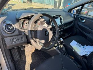 Renault Clio Estate 0.9 TCe Limited picture 13