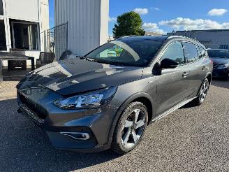 uszkodzony samochody osobowe Ford Focus Wagon 1.0 AUTOMAAT EcoBoost Titanium Business 2019/7
