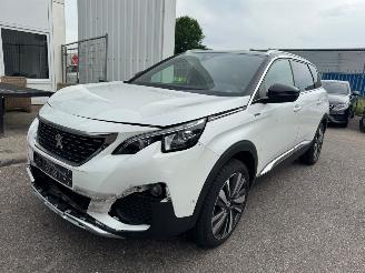 Damaged car Peugeot 5008 1.2 AUTOMAAT PureTech GT-Line 2019/11