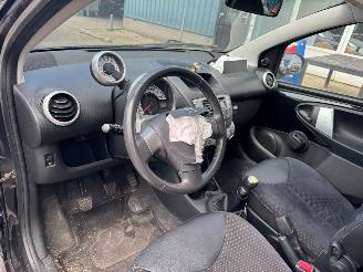 Peugeot 107 1.0 Access picture 10