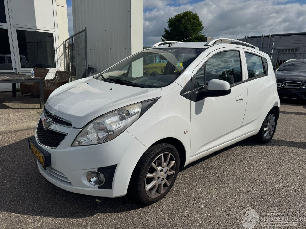 Chevrolet Spark 1.0 16V LE Bi-Fuel
