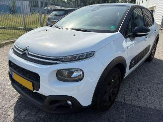 Voiture accidenté Citroën C3 1.2 PureTech Shine 2017/10