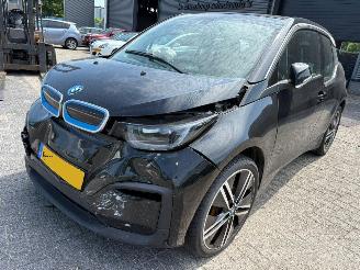 damaged passenger cars BMW i3 Executive Edition 120Ah 42 kWh 2019/11