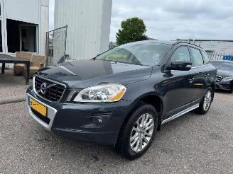 Volvo Xc-60 2.4 AUTOMAAT D5 AWD Momentum picture 1