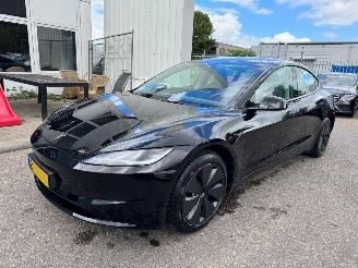Voiture accidenté Tesla Model 3 RWD 60 kWh 2024/4