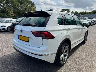 Volkswagen Tiguan 2.0 AUTOMAAT TSI 4Motion Highline Business R picture 5