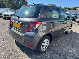 Unfallwagen Toyota Yaris 1.0 VVT-i Aspiration 2012/2