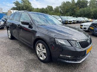 Skoda Octavia Combi 1.6 AUTOMAAT TDI Greentech Clever Edition picture 6