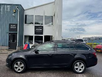 Skoda Octavia Combi 1.6 AUTOMAAT TDI Greentech Clever Edition picture 2