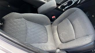 Toyota Corolla 1.6 AUTOMAAT picture 16