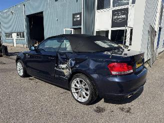 BMW  118i picture 2