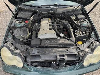 Mercedes C-klasse 180 Elegance picture 17