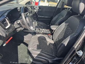Kia Ceed 1.6 GDI PHEV DynamicPlusLine picture 12