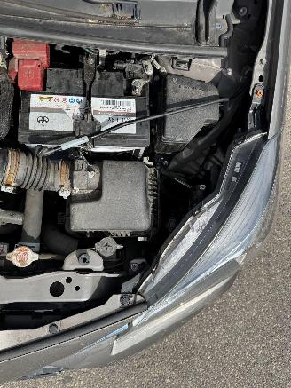 Toyota Yaris 1.5 VVT-I Active AUTOMAAT picture 19