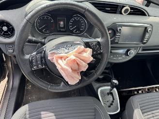 Toyota Yaris 1.5 VVT-I Active AUTOMAAT picture 10