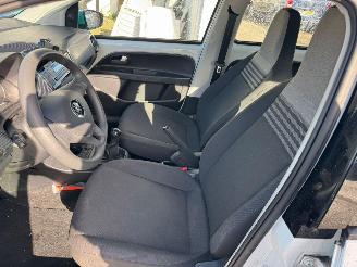 Volkswagen Up! 1.0 bj 2023 picture 10