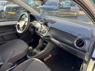 Volkswagen Up! 1.0 bj 2023 picture 14