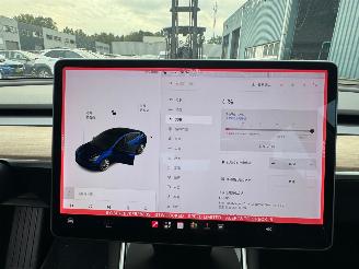 Tesla Model 3 Long Range AWD 75 kWh picture 13