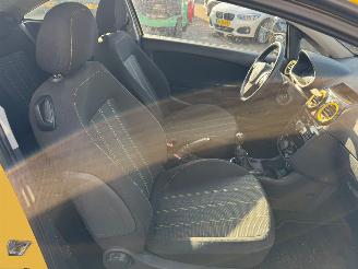 Opel Corsa 1.4-16V Color Edition picture 13