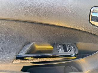 Opel Corsa 1.4-16V Color Edition picture 15