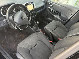 Renault Clio 0.9 TCe Expression picture 7