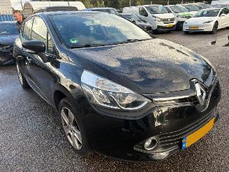 Renault Clio 0.9 TCe Expression picture 6