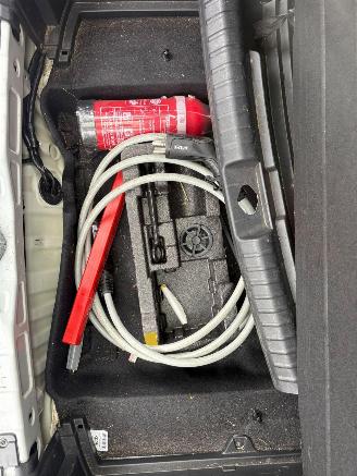 Kia Niro EV DynamicPlusLine 64.8 kWh 204 PK picture 21