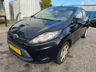 Vaurioauto  passenger cars Ford Fiesta 1.25 Limited 2011/2