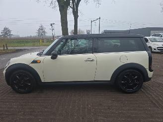 Mini Cooper CLUBMAN picture 5