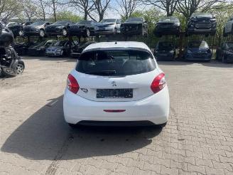 Peugeot 208 208 I (CA/CC/CK/CL), Hatchback, 2012 / 2019 1.0 Vti 12V PureTech picture 4