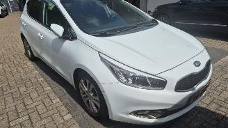 Kia Cee d CEE D 1.6 BENZINE AIRO picture 1