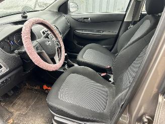 Hyundai I-20 1.2 I-MOTION picture 5