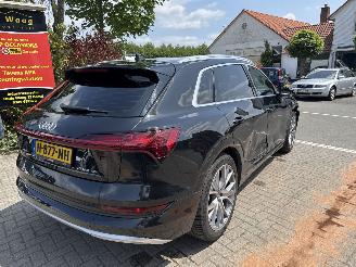 skadebil auto Audi E-tron 50 quattro Launch edition plus  71 kWh 2020/4