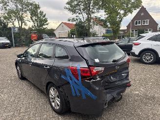 Kia Cee d 1.6 GDI  First Edition picture 4