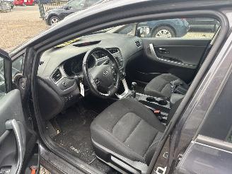 Kia Cee d 1.6 GDI  First Edition picture 6